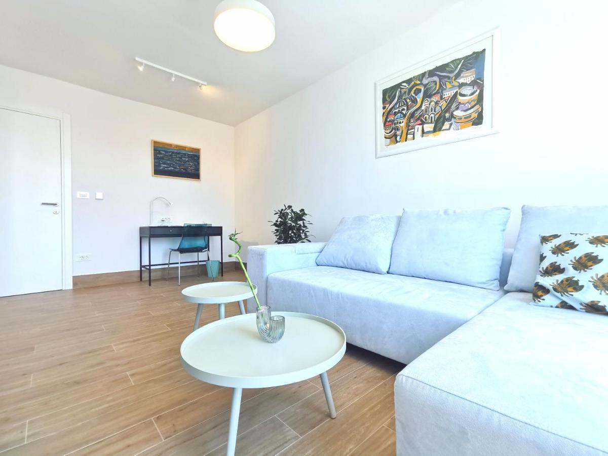Apartment Nonna Spalato Esterno foto